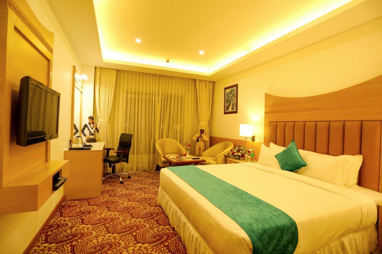 Sivaraj Inn Salem Extérieur photo