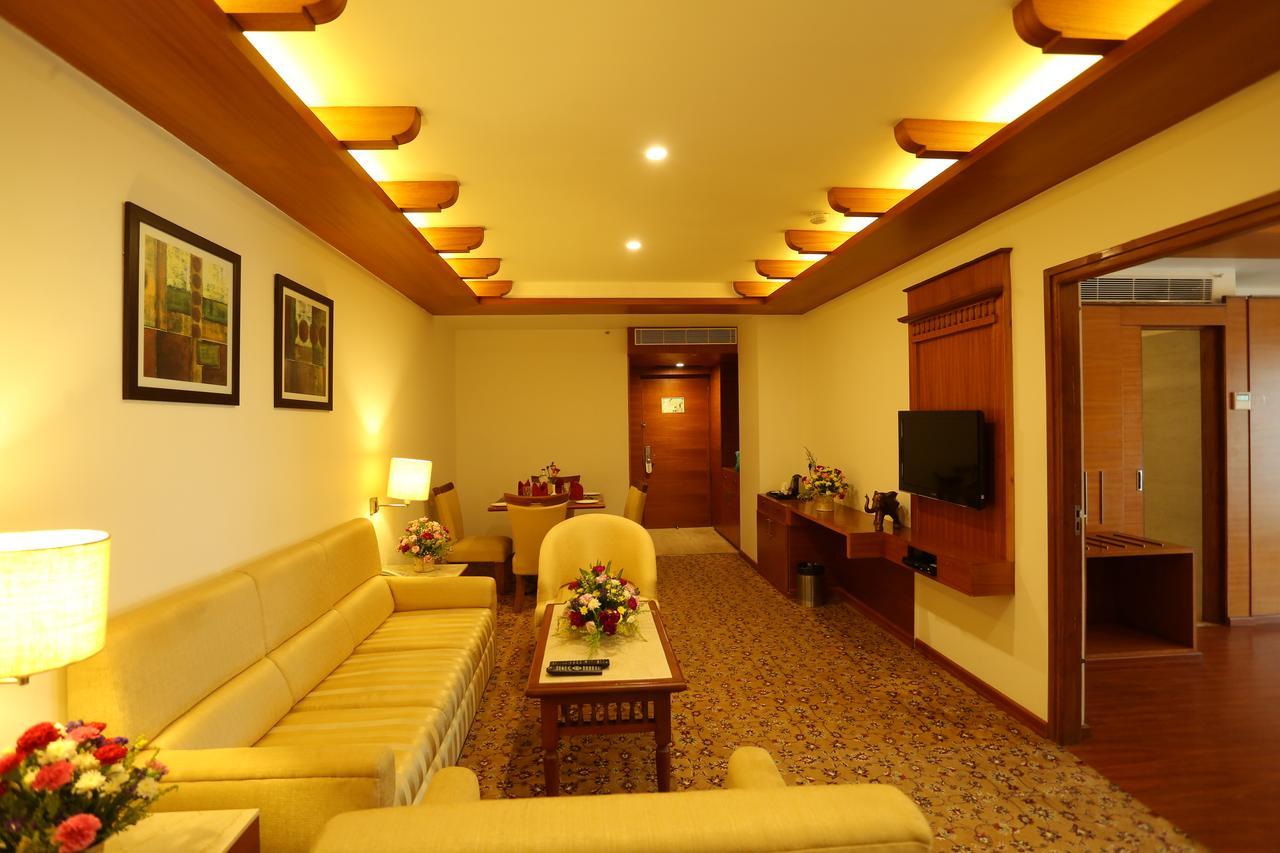 Sivaraj Inn Salem Extérieur photo